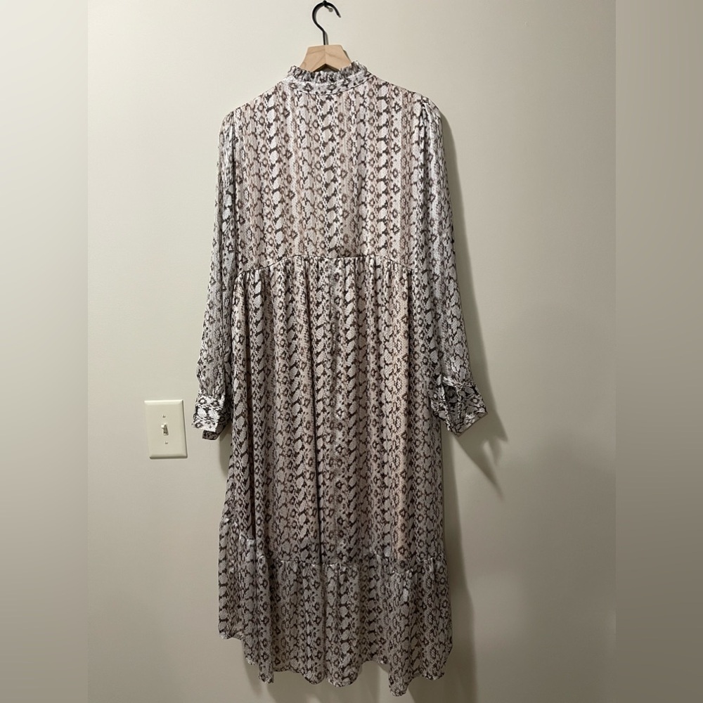 Karlie Leopard Print Metallic Relaxed Fit Midi Sh… - image 4